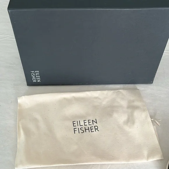Eileen Fisher Black Sport Footbed Sneaker Sandal Size 7 with Box - Picture 3 of 12